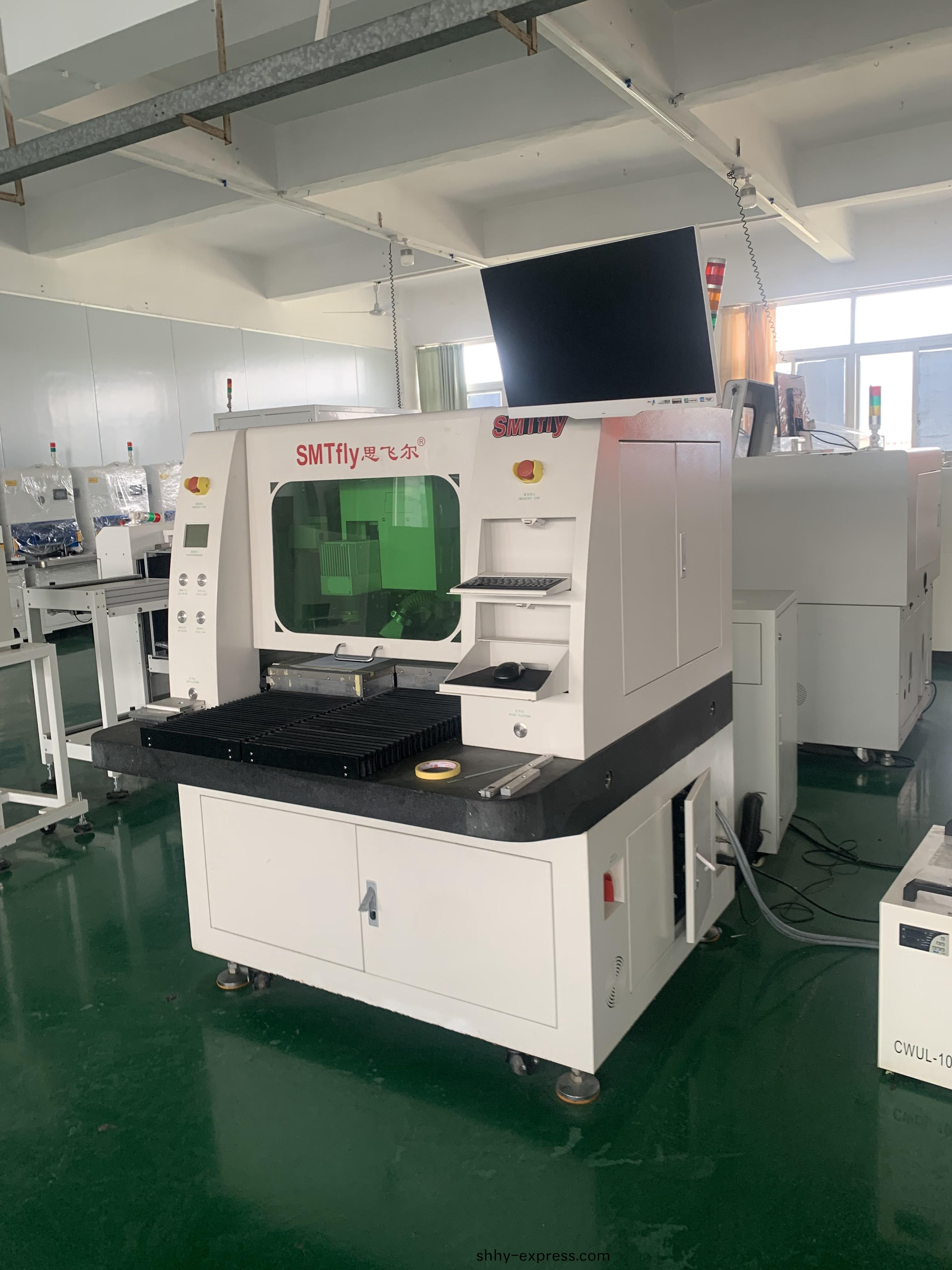 係(xi)統闆PCB分闆(ban)機